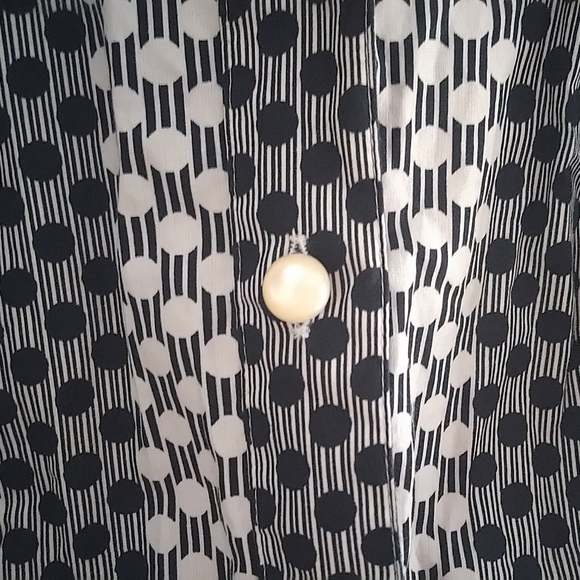 Navy & White Polkadot Button-Up - Picture 4 of 7